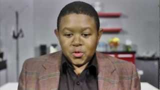 BEST STORY EVER Emmanuel Lewis Gets Roasted In Front Of President Reagan [upl. by Tnerual]