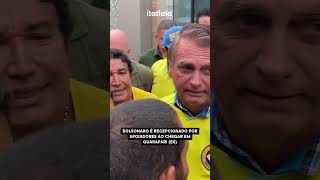 BOLSONARO É RECEBIDO POR APOIADORES AO CHEGAR EM GUARAPARI ES [upl. by Hong]