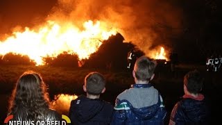 Kerstboomverbranding Krimpen aan den IJssel gemkadij [upl. by Welbie]