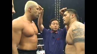 Mark Hunt vs Jerome Le Banner K1 WGP 2002 Semi Final [upl. by Lebasile]