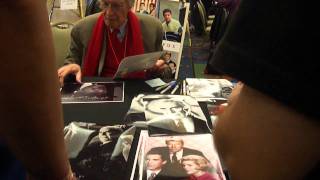 Martin Landau Signing Autographs at the Hollywood Show [upl. by Gilberte]