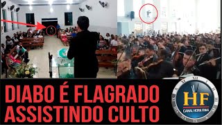 quotInacreditável Diabo Surge em Culto de Duas Igrejas Você Acreditaquot [upl. by Crichton]