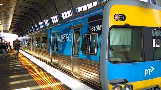 Comeng trains at Clayton Station Skyrail  Metro Trains MelbourneLXRA [upl. by Nirmak449]