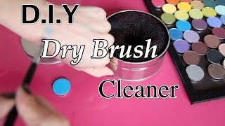 DIY CHEAP Dry Brush Cleaner  Switch out eyeshadow colors fast Clean brushes between colors [upl. by Yetsirhc]