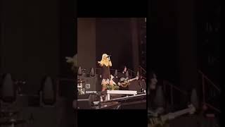 bat lands on Taylor Momsen during show 🦇 [upl. by Drofdarb]