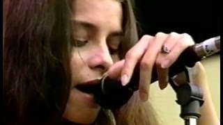 Mazzy Star  live 1990  NYCWoodysAUDIOFull set13 songs 4 unreleased 61 minsimproved [upl. by Tnemelc]