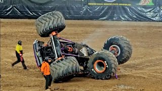 INSANE❗️🤯 monsterjam monstertrucks MonsterJam [upl. by Leamhsi]