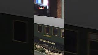 IBERTREN RENFE 352 ROJOPLATA CON SU TALGO III RD CON LUZ [upl. by Hellman919]