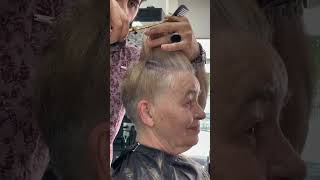 Damen Kurzhaarschnitt 🥰foryou viral fürdich kesfet capcut capcut youtubeshorts friseur [upl. by Lledor899]