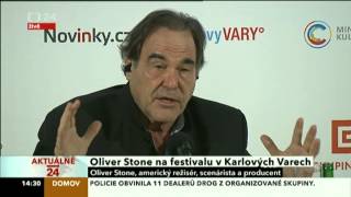 Oliver Stone v Karlových Varech a kritika USA [upl. by Lamoureux830]