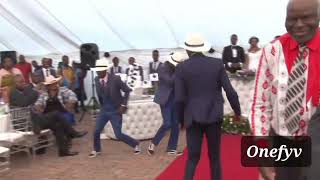 Leonard Zhakata Wedding Performance  Sesifikile live [upl. by Selimah]