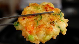 Seafood Pancakes Haemuljeon 해물전 [upl. by Tepper]