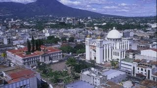 Musica de El Salvador cumbia quotBaratoquot La Raza Band [upl. by Nwahsav]