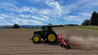 Bio Mais 🇨🇭🌽 mit Pöttinger Rollhacke bearbeiten [upl. by Aramahs]