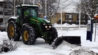 John Deere 7730 Snow removal [upl. by Fantasia]