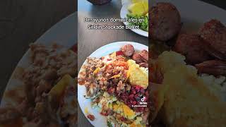 Desayunos dominicales en Sirloin Stockade Buffet [upl. by Ahen]