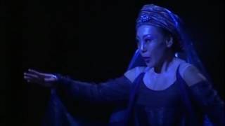 Sumi Jo sings quotDer Hölle Rache kochtquot Die Zauberflöte Mozart 조수미 밤의여왕 [upl. by Ydnyl]