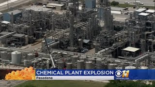 No Workers Missing After Plant Explosion Near Houston Many Injured [upl. by Ymeraj]