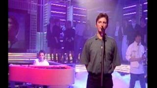 Billy Bragg featuring Cara Tivey  Shes Leaving Home TOTP [upl. by Adlihtam]