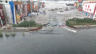 5 Minutes ago in China Dongting Lake embankment collapsed Cities and villages in Hunan sank [upl. by Synned]