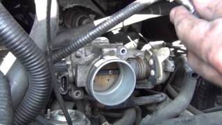 How to clean a throttle body and Idle air control valve iac [upl. by Nedac]