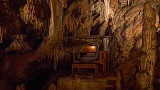 Organ Piano Playing in Luray Caverns Caves Virginia  JER JOHNS [upl. by Clementina]