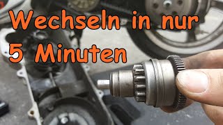 Anlasserfreilauf beim Rex Roller wechseln  Rollerfix [upl. by Fiann]