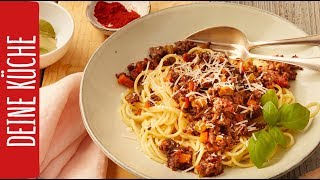 Spaghetti Bolognese  Italienisch genießen  REWE Deine Küche [upl. by Adleremse706]