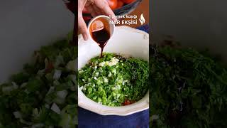 Acılı Ezme Salata Tarifi 🥗😋 Nefis Yemek Tarifleri nefisyemektarifleri shorts [upl. by Balsam]