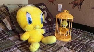 Play by Play Talking Tweety Bird in Bird Cage [upl. by Kcirdet]