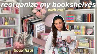 organize amp decorate my bookshelves with me  book haul [upl. by Ronna]