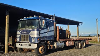 12v71 Detroit diesel in GMC Astro Cabover First cold start and move in years V12 [upl. by Mayap]