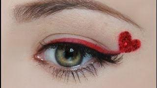 Profi Ausbildung zur Visagisten  an der MAF  Glitter Heart Eyeliner [upl. by Nnairrehs857]