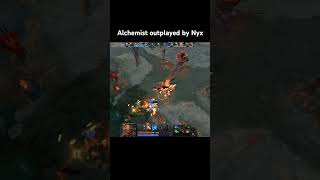 Alchemist outplayed by Nyx dota2 nyx alchemist [upl. by Isnam]