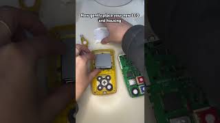 How to replace the LCD on a BW GasAlertMax XT II howto bw gasalert gasdetection safety lcd [upl. by Milli]