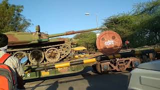 Indian 🇮🇳🦁Army zindabad Indian Army Tank Se Bhari Hui train [upl. by Kcirdor76]