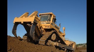 The Worlds Biggest Dozers Deep Ripping [upl. by Akcirederf973]