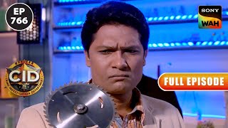 Abhijeet को बचाना है Officer Purvi को इस Weapon का शिकार होने से  CID  सीआईडी  19 Jan 2024 [upl. by Tressia474]