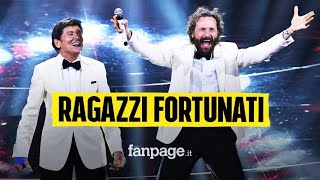 Sanremo 2022 Gianni Morandi e Jovanotti due ragazzi fortunati il medley infiamma l’Ariston [upl. by Obeded]