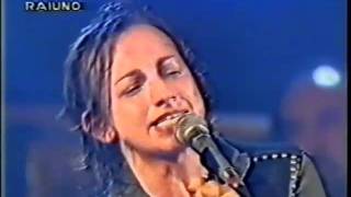 Gianna Nannini live 1993 Bello e impossibile [upl. by Ardath376]