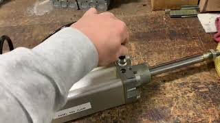 PNEUMATIC CYLINDER BLOWBY TEST aircylinder [upl. by Meryl926]