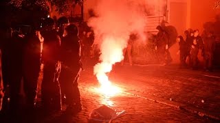 Ausschreitungen bei Demonstration von Linken in Friedrichshain [upl. by Ardelis]