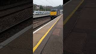 THRASH Class 37 Dragging Class 321s Hadley Wood Station [upl. by Gladstone]