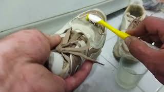 I whitened my daughters sports shoes it was perfect Sports shoes sports Football [upl. by Domeniga]