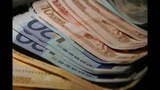 La traque aux faux euros [upl. by Ades]