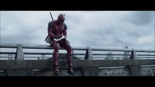 Deadpool  Escena del puente  Español de España [upl. by Dahij]