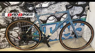 Fuji Jari 13 Cyclocross Gravel Sram Apex WTB ST i23 Oval Concepts TCS Tubeless Light Bike 2021 [upl. by Lody]