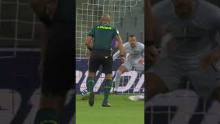 Handanovics super save vs Vlahovic 🦸🏻‍♂️🧤⚽Shorts [upl. by Eniawed]