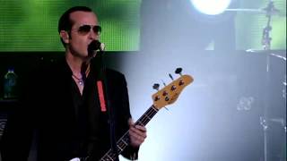 Stone Temple Pilots  Between The Lines Alive in the Windy City HD [upl. by Drarej]