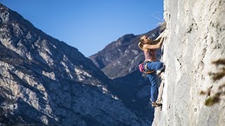 Federica Mingolla su Sky Icarus arrampicare sul Sergent [upl. by Antoinetta988]